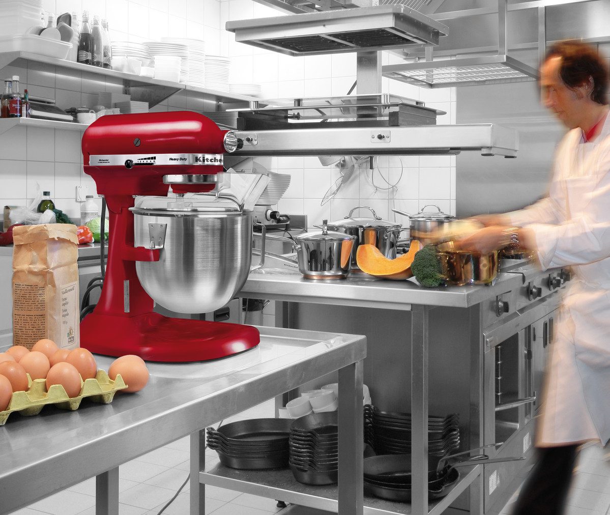 https://www.kitchenaid.cn/content/kitchenaid/en_cn/countertop-appliances/stand-mixers/bowl-lift-stand-mixers/bowl-lift-stand-mixers/_jcr_content/root/main/parsys/responsivegrid_80745/responsivegrid/image_1788209181.coreimg.jpeg/1529981033019/5kpm5-5kpm50-cuisine-217.jpeg